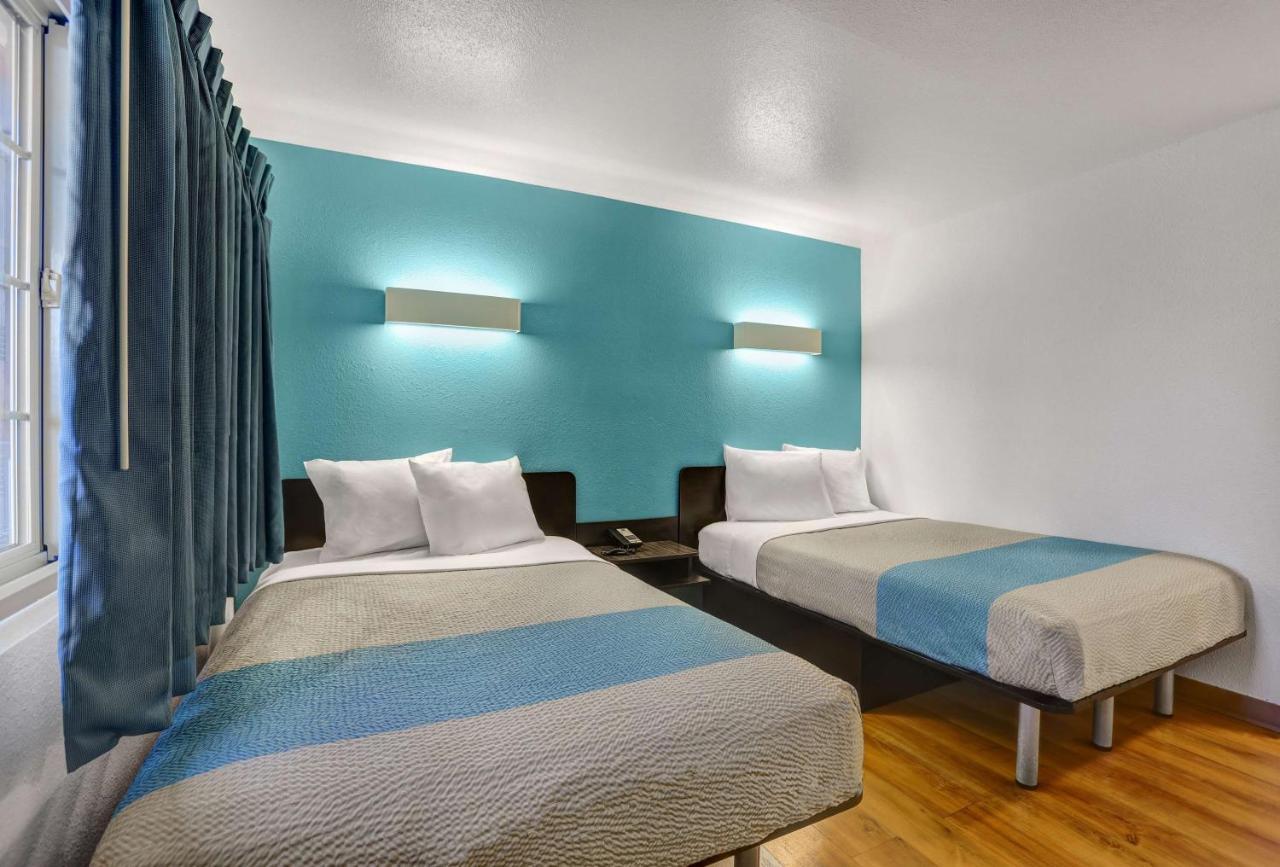 Hotel 6-napa, Ca 2*